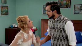 Mem Bou S04E11 Koustav Forces Carol Full Episode