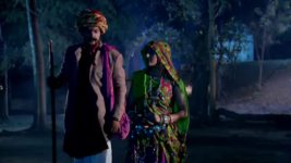 Mem Bou S04E19 Carol Trusts Koustav Full Episode