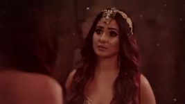 Naagin (Colors tv) S05 E02 Aakesh to steal the Naagmani!