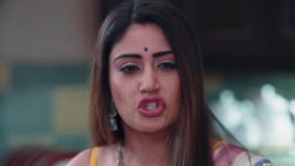 Naagin (Colors tv) S05 E46 A mysterious package in the house