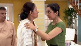 Shob Choritro Kalponik S03 E08 Kuhu takes a decision