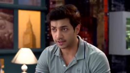 Tumi Ashe Pashe Thakle S01 E110 Purva's Emotional Blackmail
