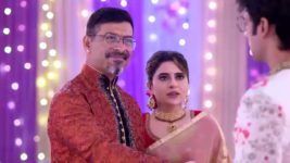 Badhua (Star Jalsha) S01 E27 Pekham in Distress