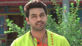 Agni Sakshi S01E57 Shanker's Affection for Gowri Full Episode