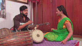 Kumkuma Puvvu (Maa Tv) S05 E08 Amrutha Sympathises With Vikas
