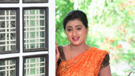 Kumkuma Puvvu (Maa Tv) S07 E17 Amrutha Meets Her Father
