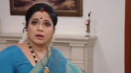 Kumkuma Puvvu (Maa Tv) S08 E1054 Kiran Stops Jayanthi