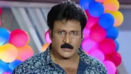 Kumkuma Puvvu (Maa Tv) S08 E1061 Jayanthi's Smart Move