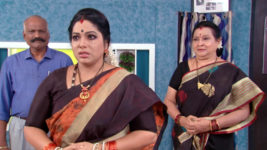 Kumkuma Puvvu (Maa Tv) S08 E212 Jayanthi Feels Guilty