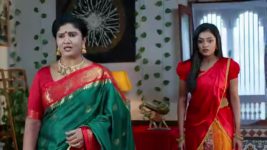 Kumkuma Puvvu (Maa Tv) S08 E2125 Charan's Advice to Madhavi