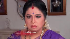 Kumkuma Puvvu (Maa Tv) S08 E227 Jayanthi Reassures Surendra
