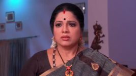 Kumkuma Puvvu (Maa Tv) S08 E228 Amrutha Heads to Meet Rudra