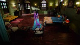 Saraswatichandra S05E10 Kumud meets with an accident Full Episode