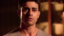 Saraswatichandra S07E79 Saras saves Kabir and Kumud Full Episode