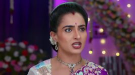 Chiranjeevi Lakshmi Sowbhagyavati S01 E399 17th April 2024
