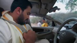 Chiranjeevi Lakshmi Sowbhagyavati S01 E401 19th April 2024