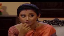 Ishti Kutum S01 E43 Dhiti Becomes Suspicious