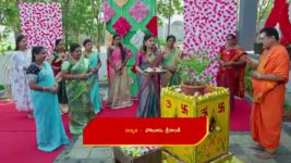 Oorvasivo Rakshasivo S01 E87 Vijayendra Feels Melancholic