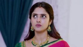 Oorvasivo Rakshasivo S01 E96 Rakshitha Grows Wary of Dayasagar
