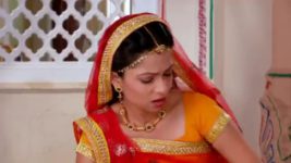 Diya Aur Baati Hum S12E14 Meenakshi Humiliates Emily Full Episode