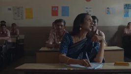 Family Aaj Kal S01 E05 Uno Reverse Family Aaj Kal S01 E05 Uno Reverse