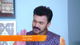 Paaru S01E1002 4th October 2022 Full Episode