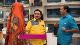 Taarak Mehta ka Ooltah Chashmah S01 E4061 Warehoue Mein Kon Hai?