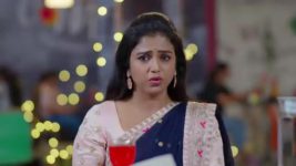 Krishna Mukunda Murari S01 E471 Krishna Confides Her Suspicions