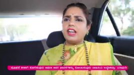 Lakshmi Baramma S02 E348 Keerthi is adamant to join the dance workshop