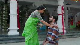 Madhuranagarilo (Star Maa) S01 E355 Pandu Outbursts at Radha