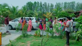 Maguva O Maguva S01 E77 A Huge Responsibility for Sindhura