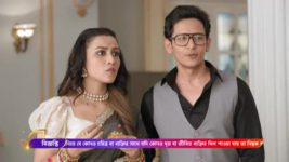 Neerja (Colors Bangla) S01 E156 Press harasses Neerja and Abir