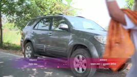 Pherari Mon S01 E547 Tulsi comes across Bhola