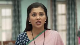 Rani Me Honar S01 E237 Investment Opportunity Looks The Other Way
