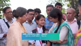 Bangla Medium S01 E04 Indira Steps into Bikram's House