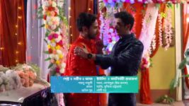 Bouma Ekghor S01E18 Dev's Car Breaks Down Full Episode