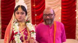 Bouma Ekghor S01E21 Snigdha Suspects Priya Full Episode