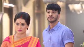 Bouma Ekghor S01E55 Raju's Stand for Tiya Full Episode