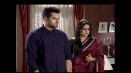 Chokher Tara Tui S09E32 Yuvraj confronts Tapasya Full Episode