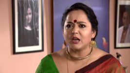 Chokher Tara Tui S10E26 Madhu learns about Umrao Jaan Full Episode