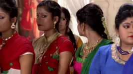 Chokher Tara Tui S10E34 Umrao shocks Nutan Full Episode