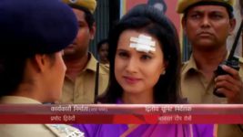 Diya Aur Baati Hum S11E37 Sandhya Hides Kavita’s Reality Full Episode