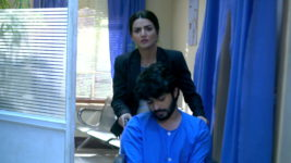 Geeta LLB (Star Jalsha) S01 E190 Will Swastik Make a Statement?