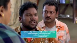 Khukumoni Home Delivery S01E98 Chappal Threatens Khukumoni Full Episode
