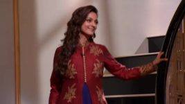 Koffee with Karan S04E13 Juhi Chawla and Madhuri Dixit Full Episode