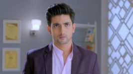 Kya Qusoor Hai Amala Ka S04E22 Dev Holds Maliks at Gunpoint Full Episode