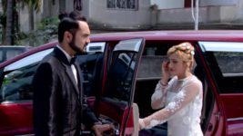 Mem Bou S04E12 Raghav-Carol's Wedding! Full Episode