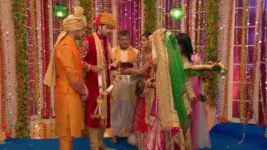 Mere Angne Mein S02E35 Shivam gets married to Riya Full Episode