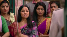 Mere Angne Mein S06E33 Raghav Stops the Treasure Hunt Full Episode