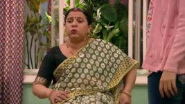 Mere Angne Mein S06E37 Kaushalya Signs the Contract Full Episode
